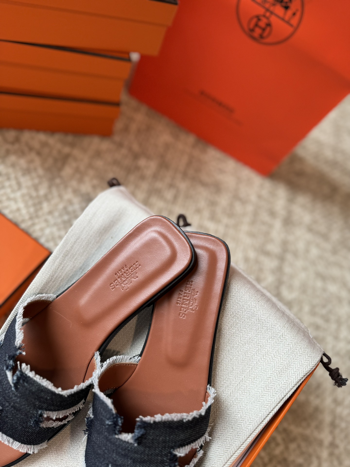 HERMES 01249