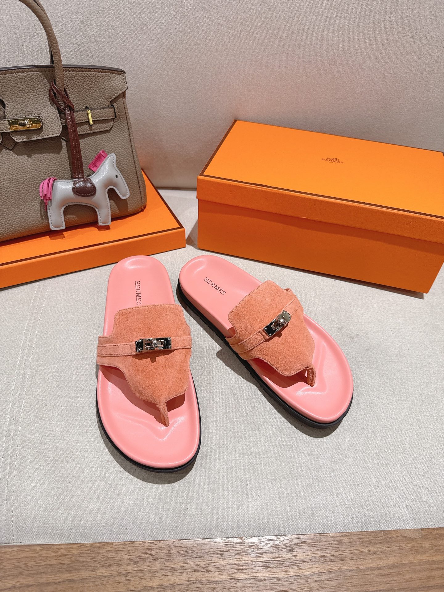 HERMES  01279