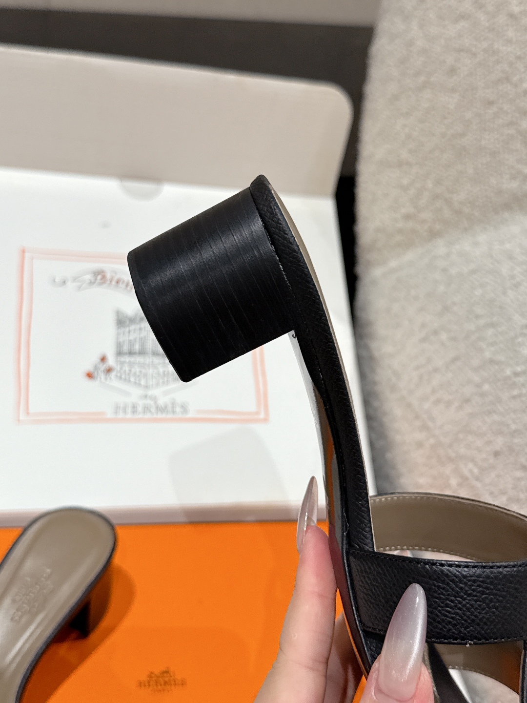 HERMES  01279