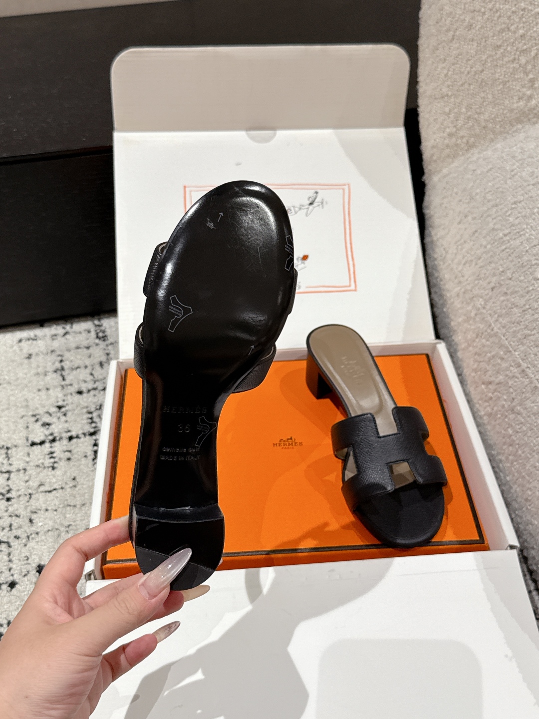 HERMES  01279