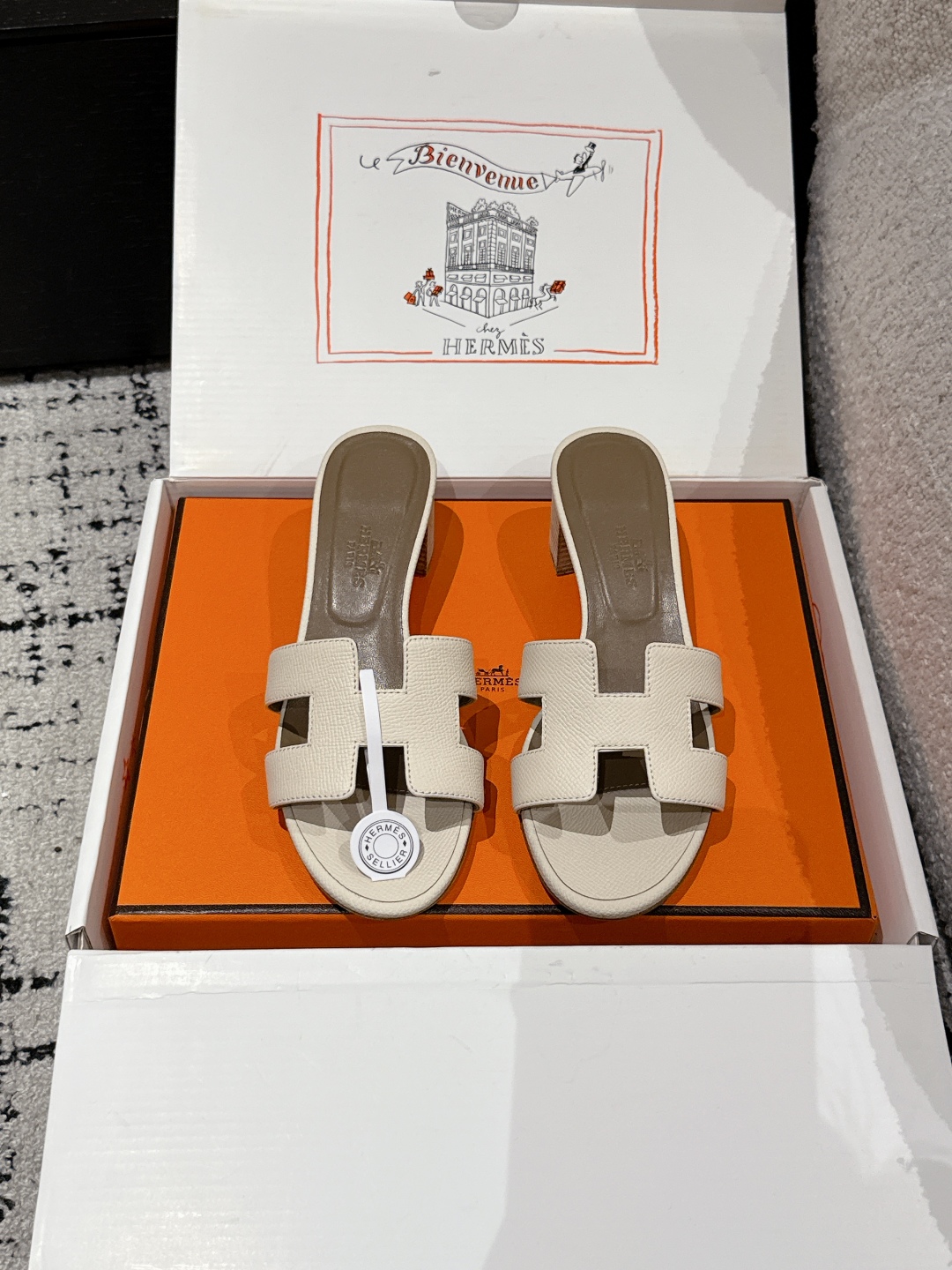 HERMES  01299