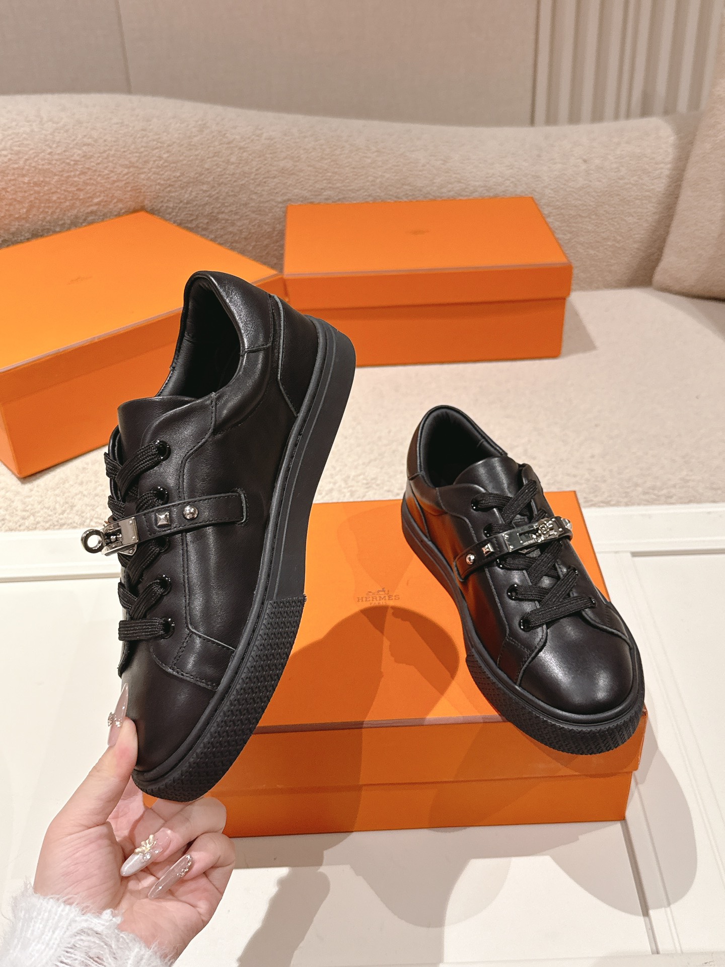 HERMES  01319