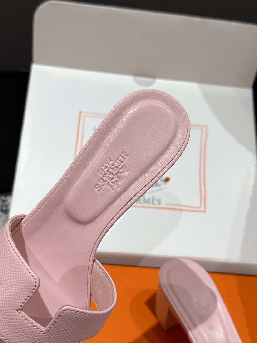 HERMES  01329
