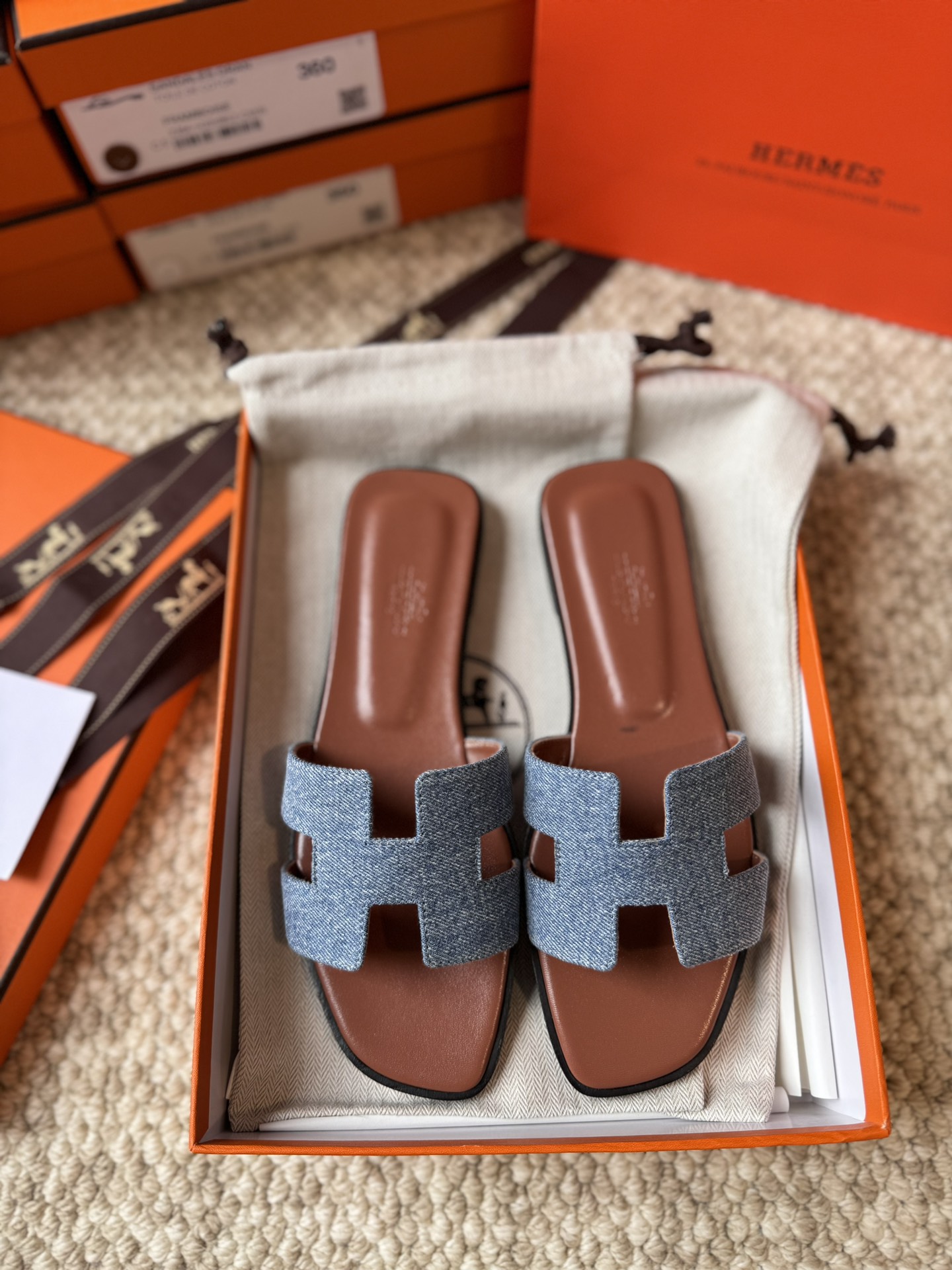 HERMES 01359 HERMES 01359