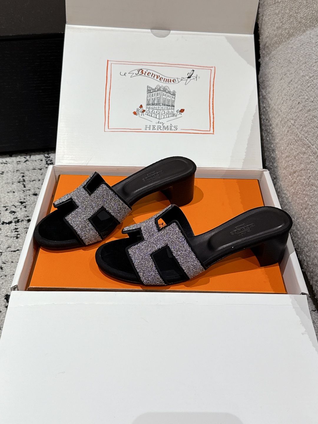 HERMES 01359 HERMES 01359