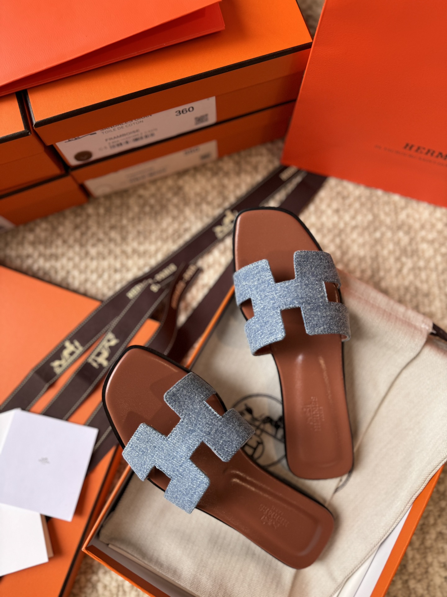 HERMES 01359 HERMES 01359