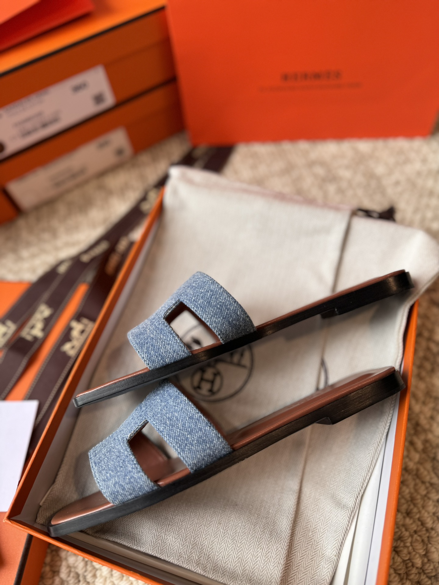 HERMES 01359 HERMES 01359