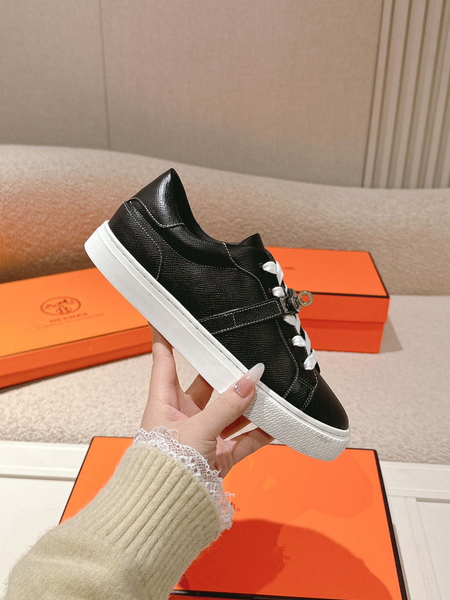 HERMES 01369 HERMES 01369