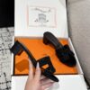 HERMES  01369