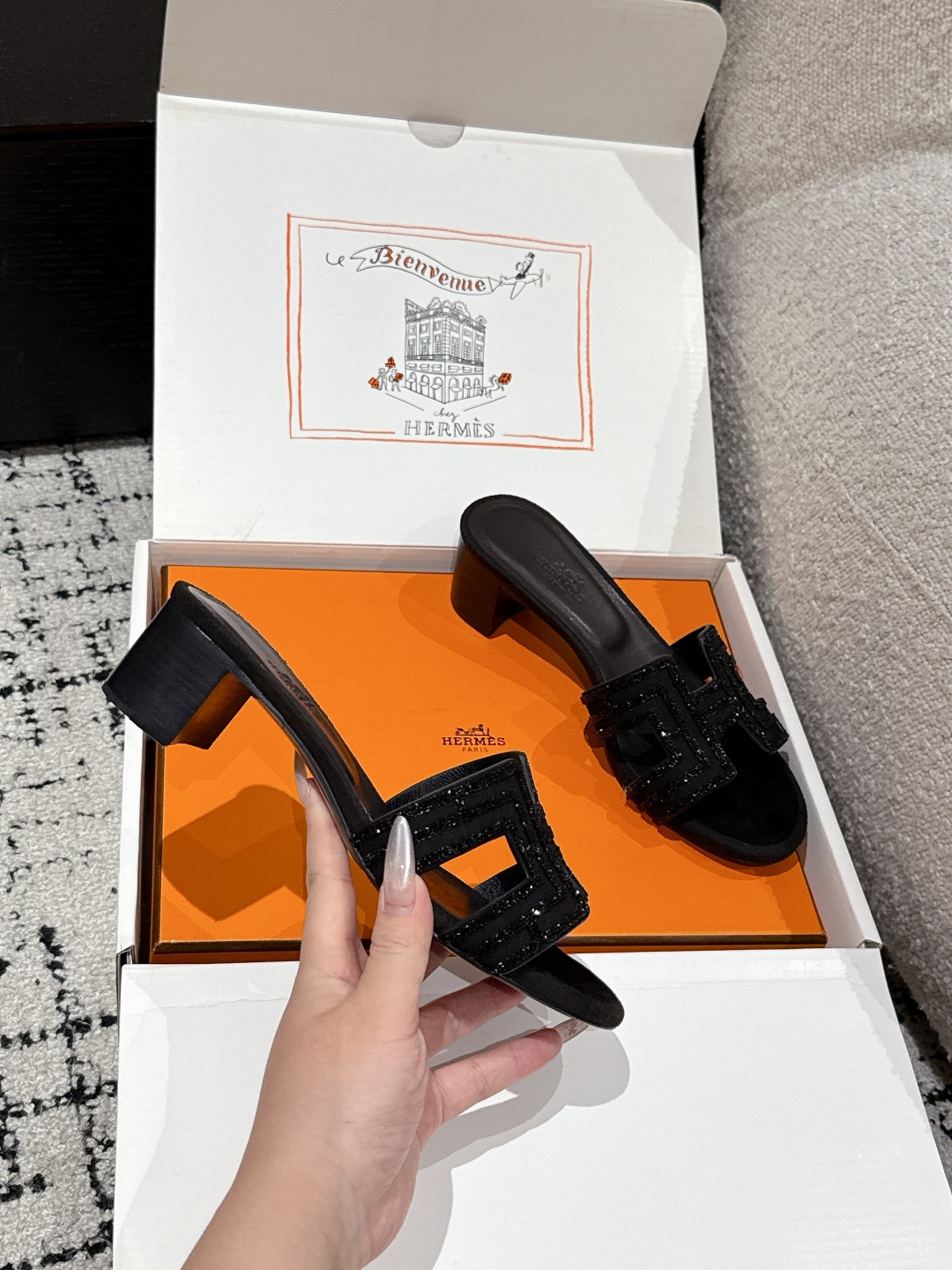 HERMES 01369 HERMES 01369