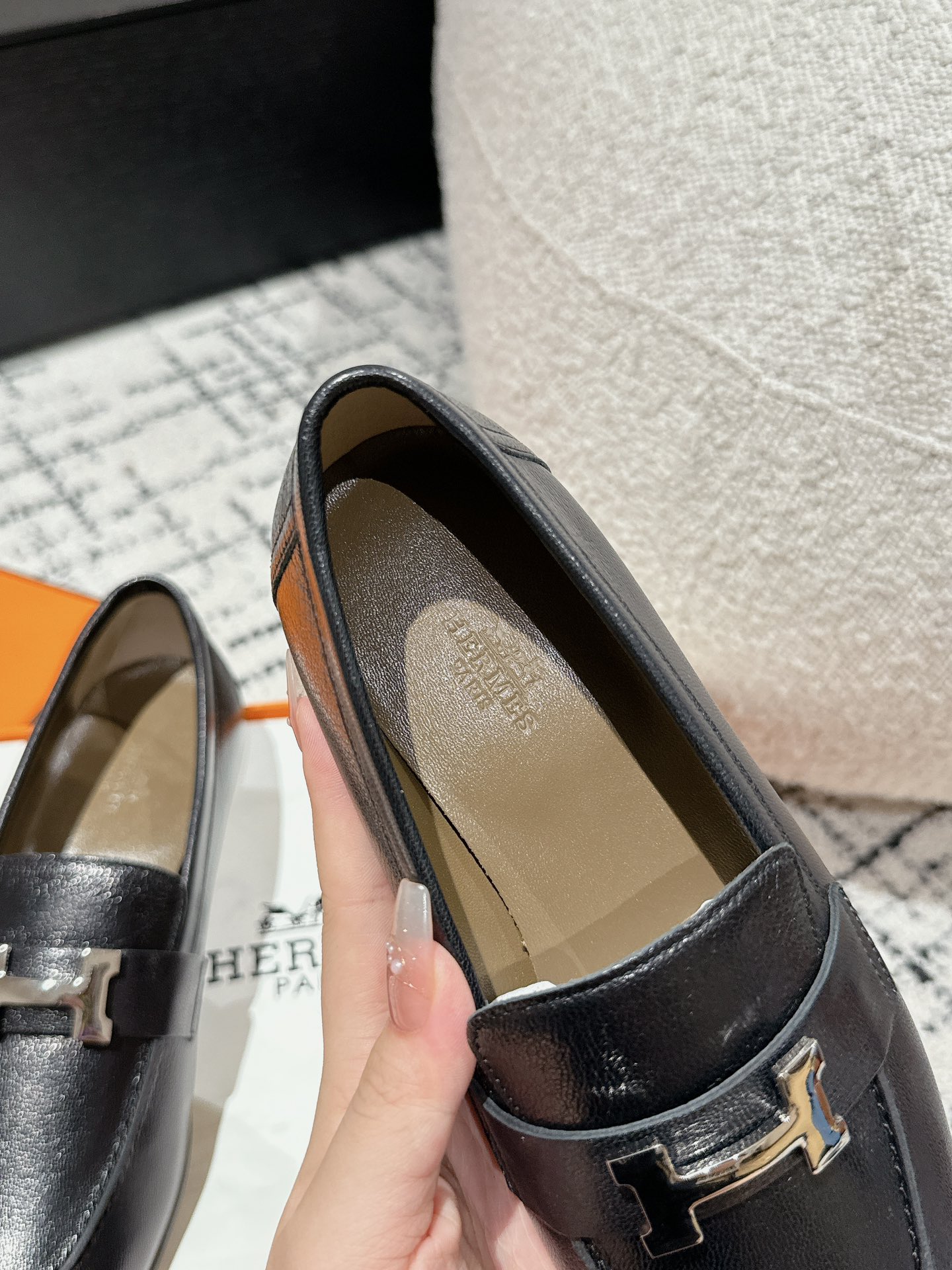 HERMES 01369 HERMES 01369
