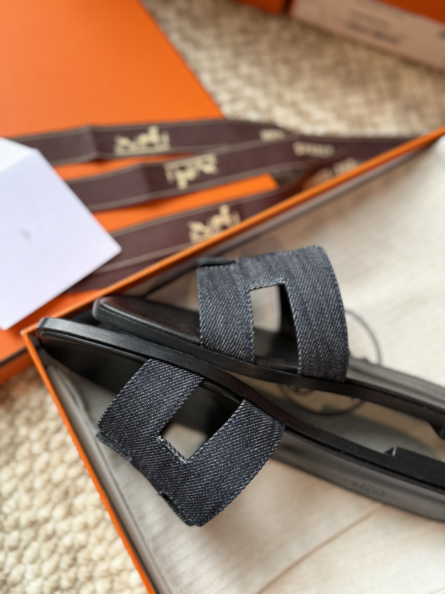 HERMES 01369 HERMES 01369
