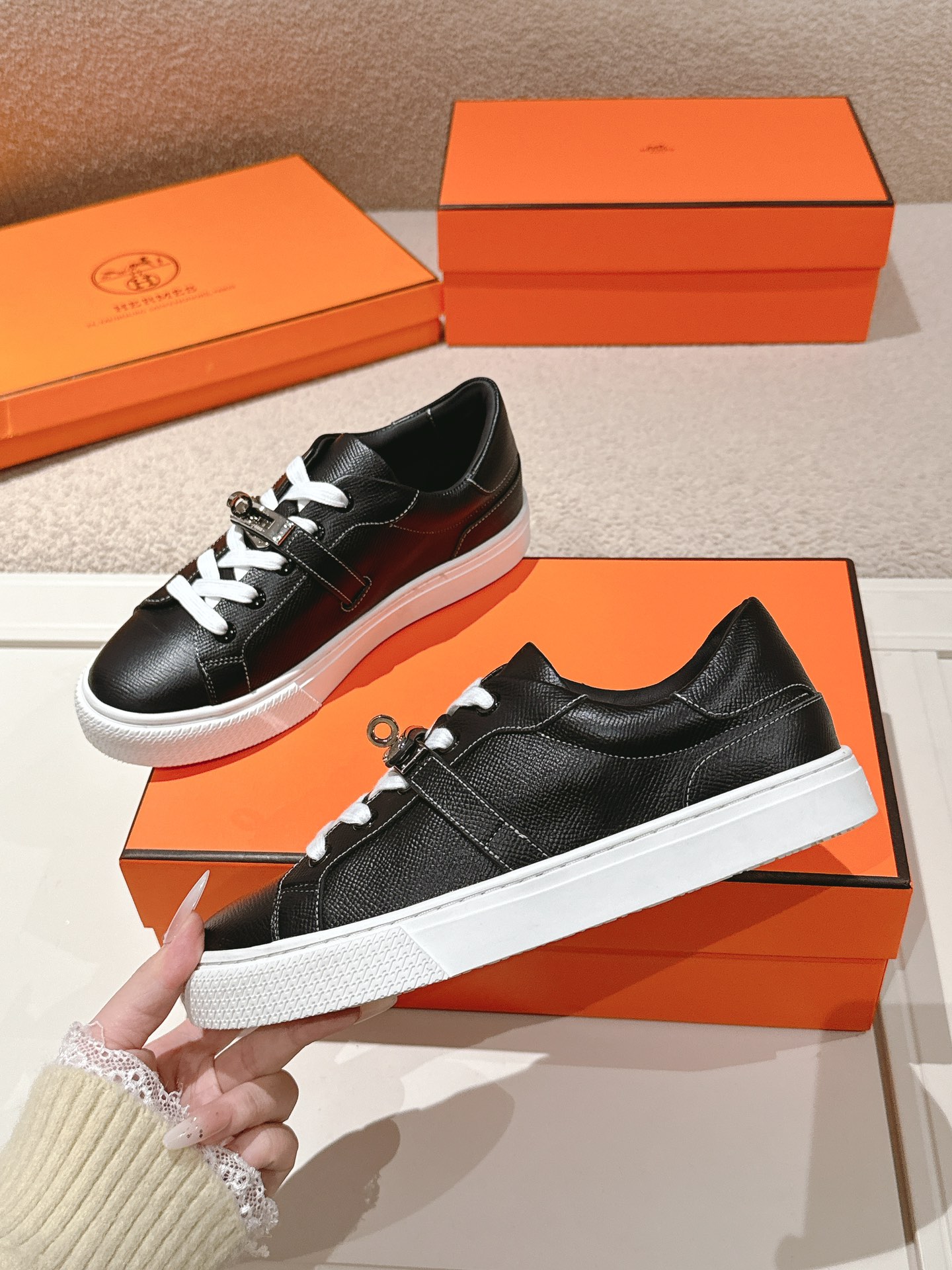 HERMES 01369 HERMES 01369