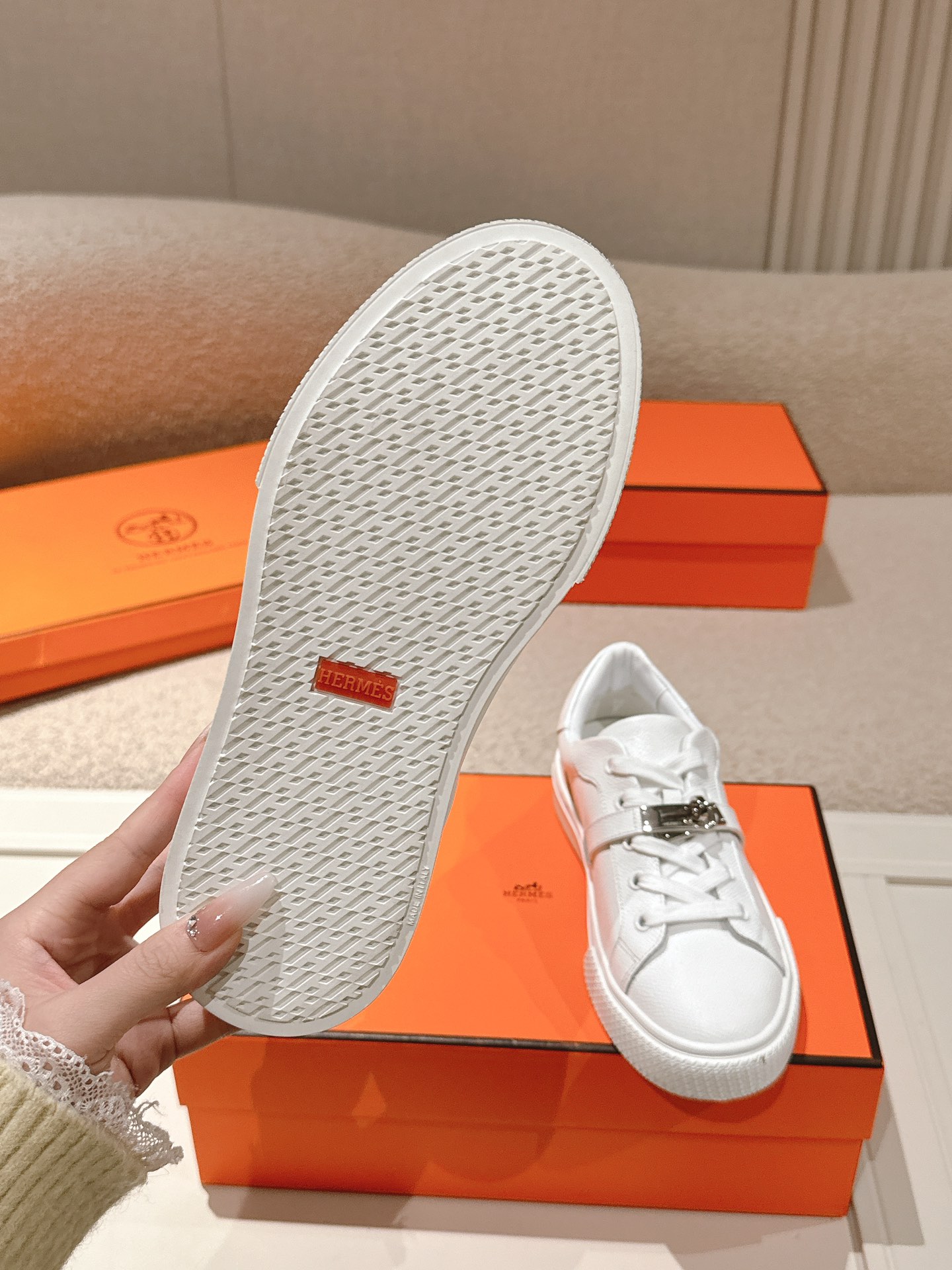 HERMES 01379 HERMES 01379