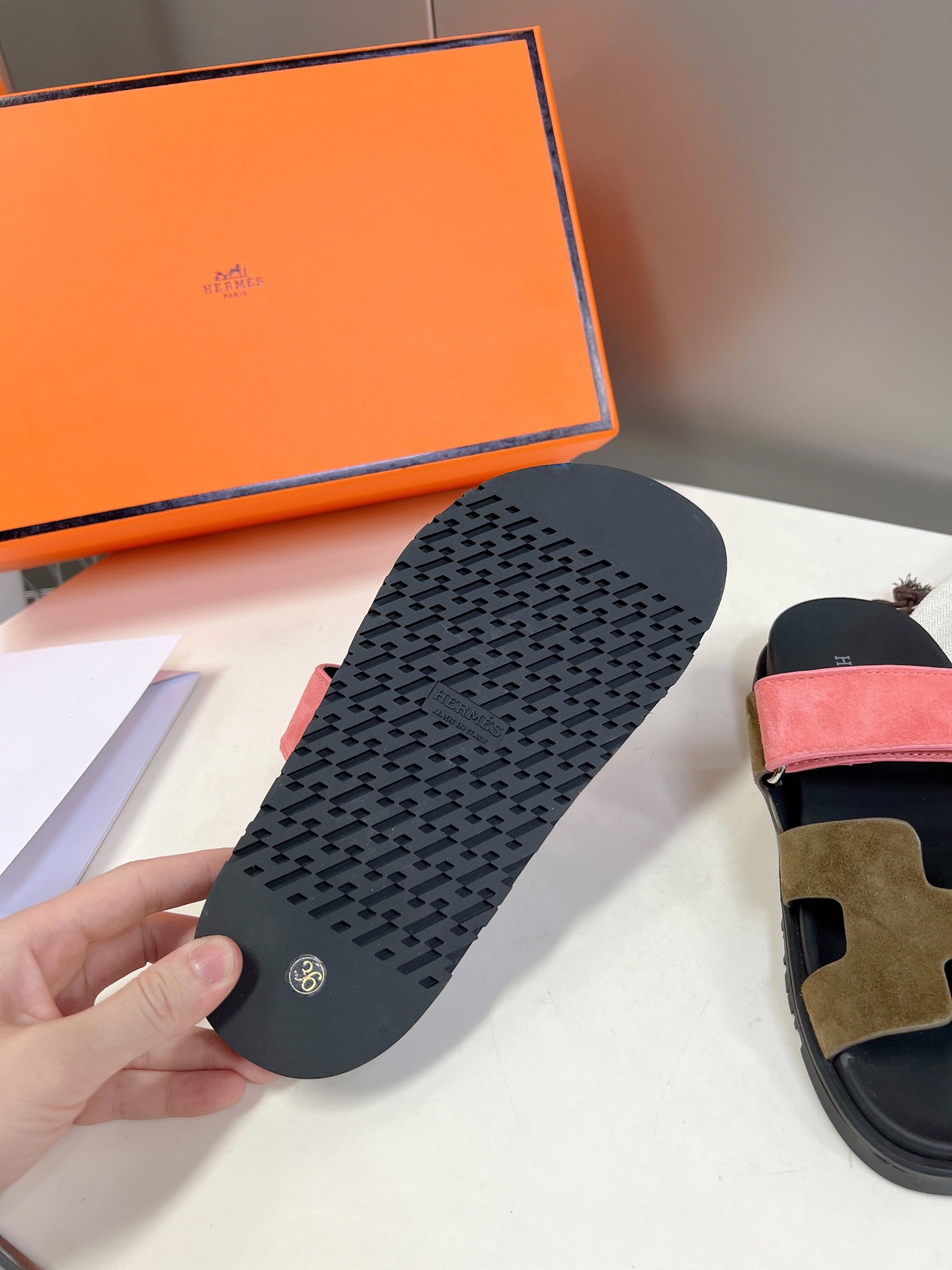 HERMES 01379 HERMES 01379