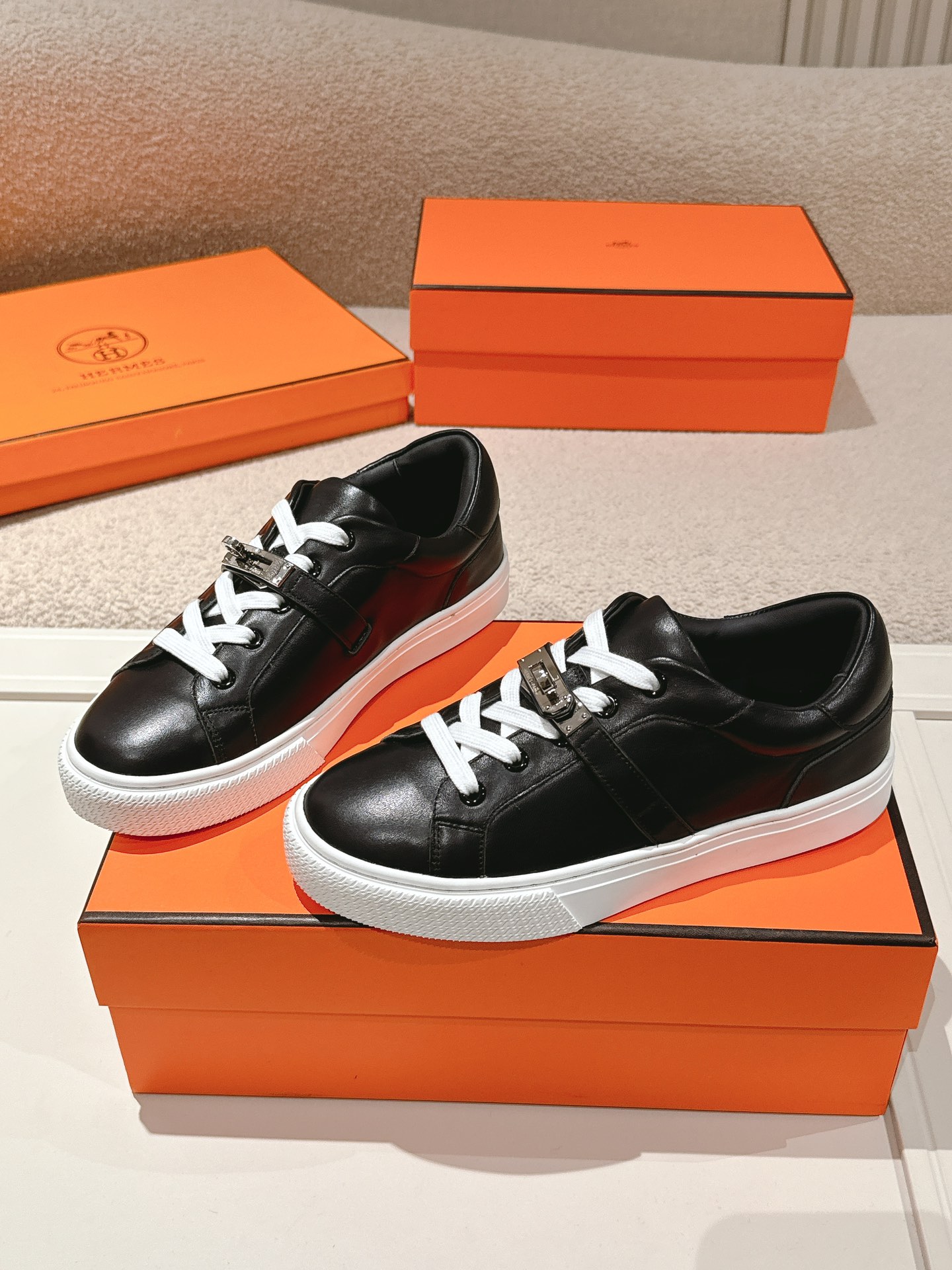 HERMES 01389 HERMES 01389