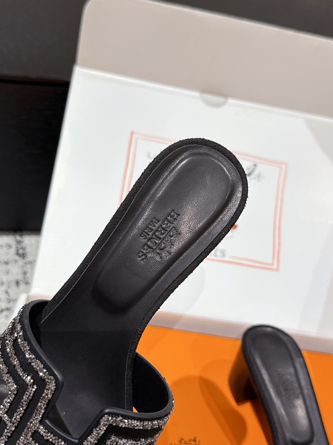 HERMES 01389 HERMES 01389