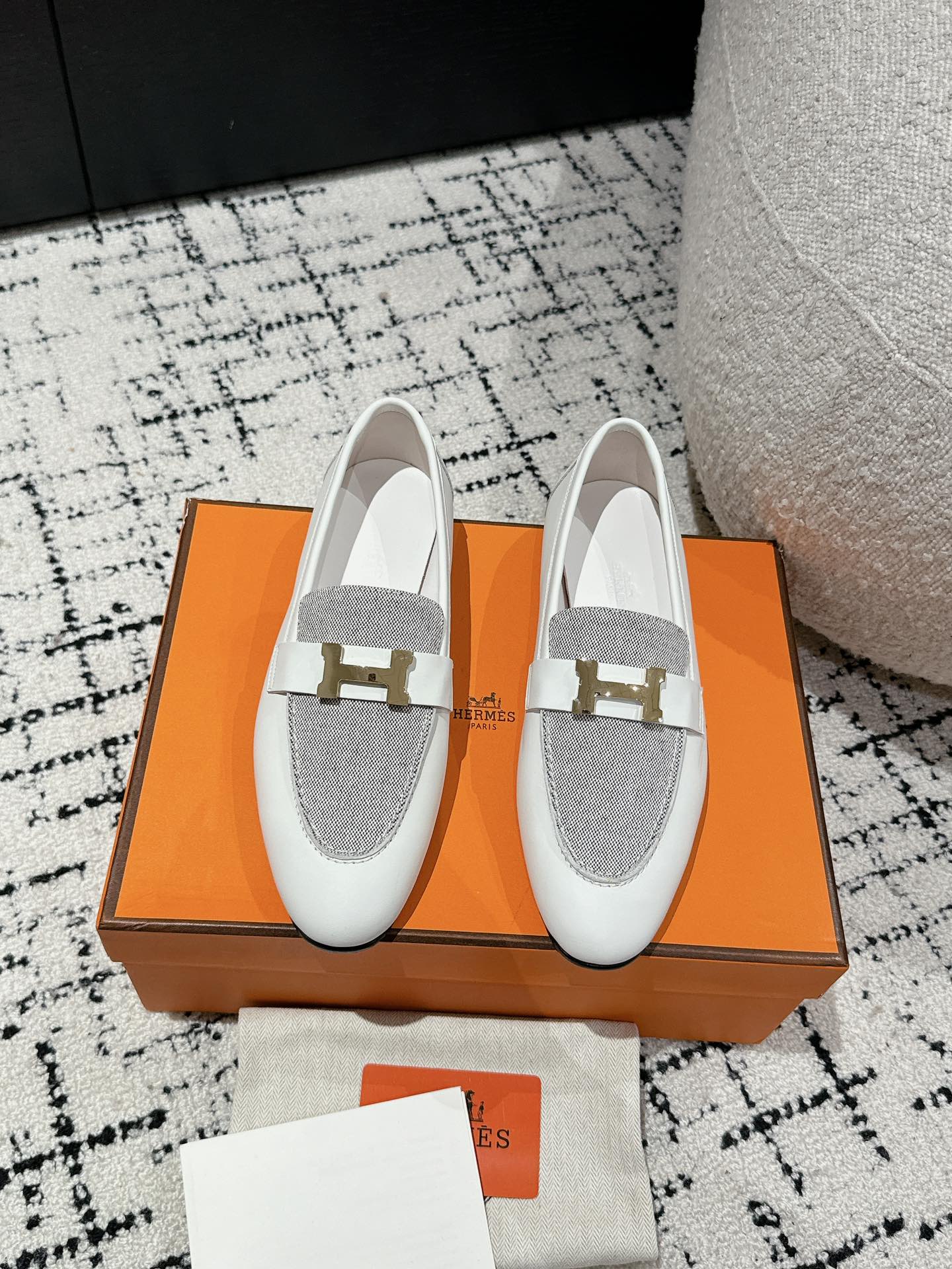 HERMES 01389 HERMES 01389