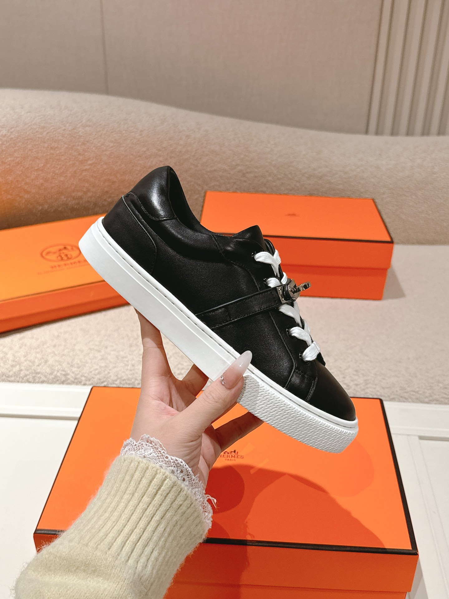 HERMES 01389 HERMES 01389