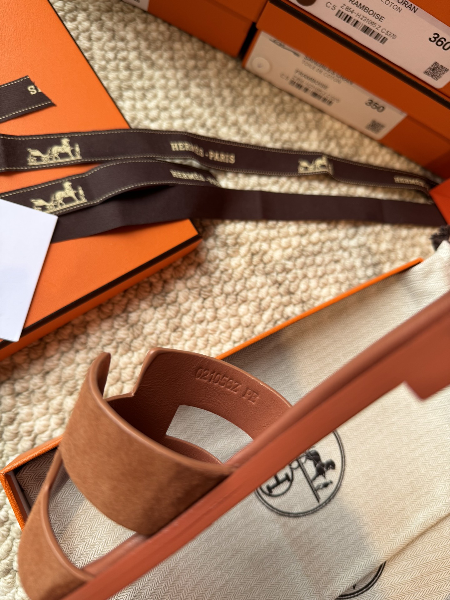 HERMES 01389 HERMES 01389