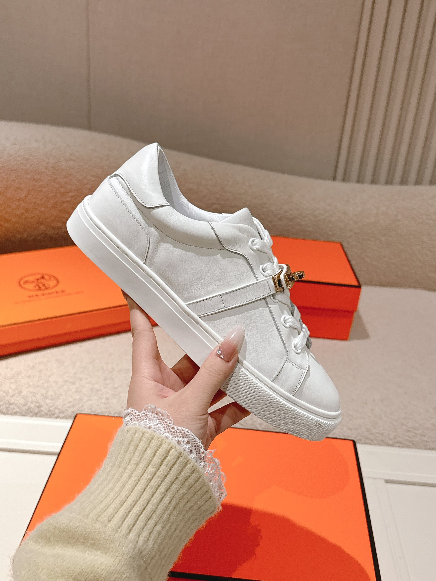 HERMES  01429