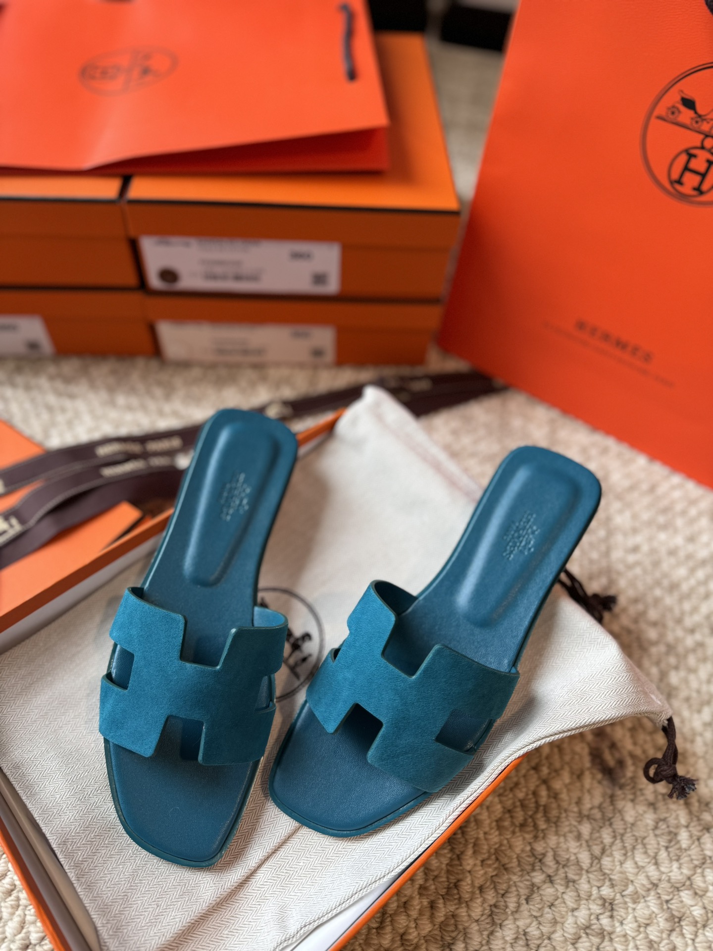 HERMES 01429