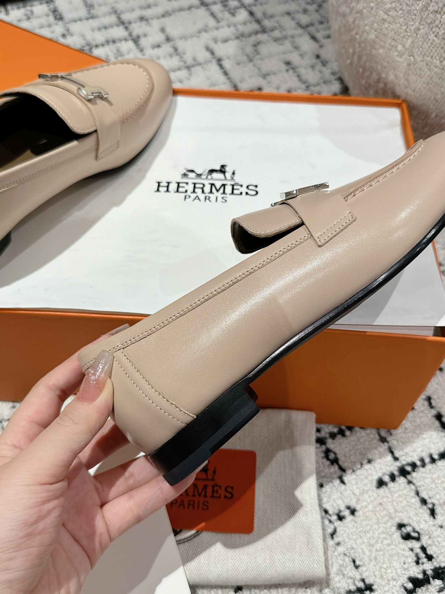 HERMES 01429