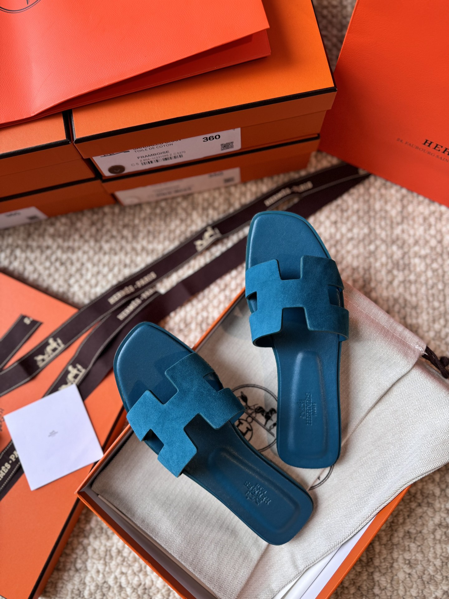HERMES 01429