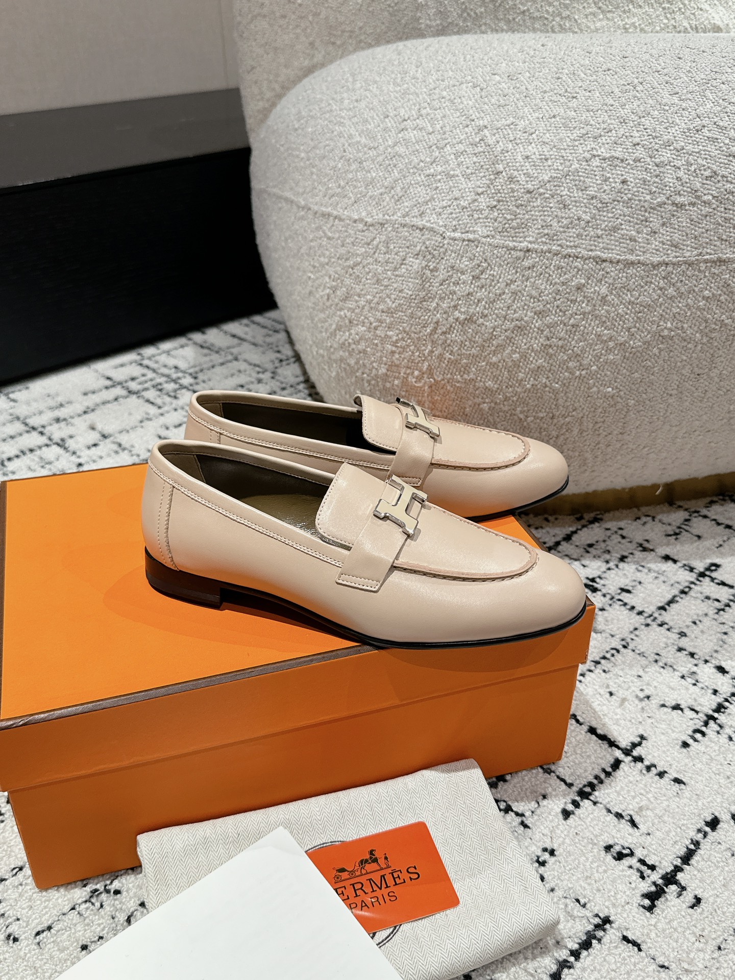 HERMES 01429