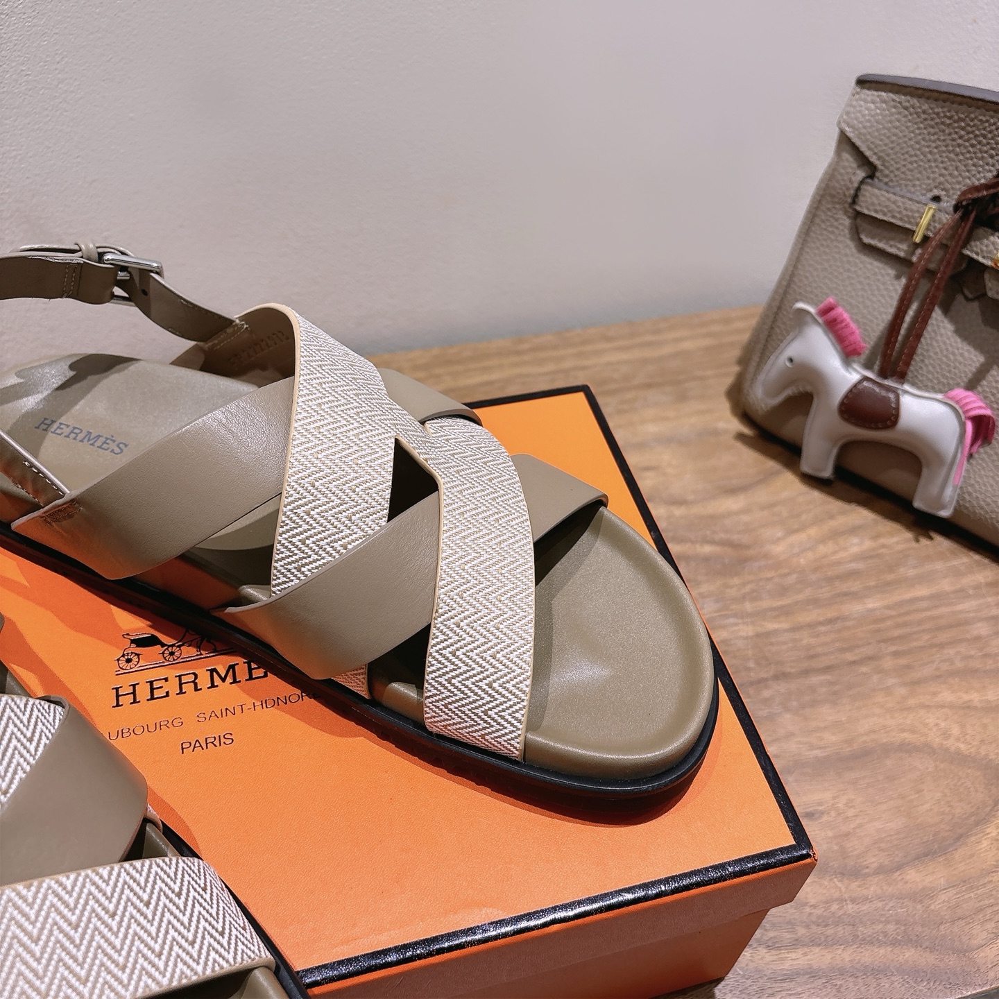 HERMES 01449