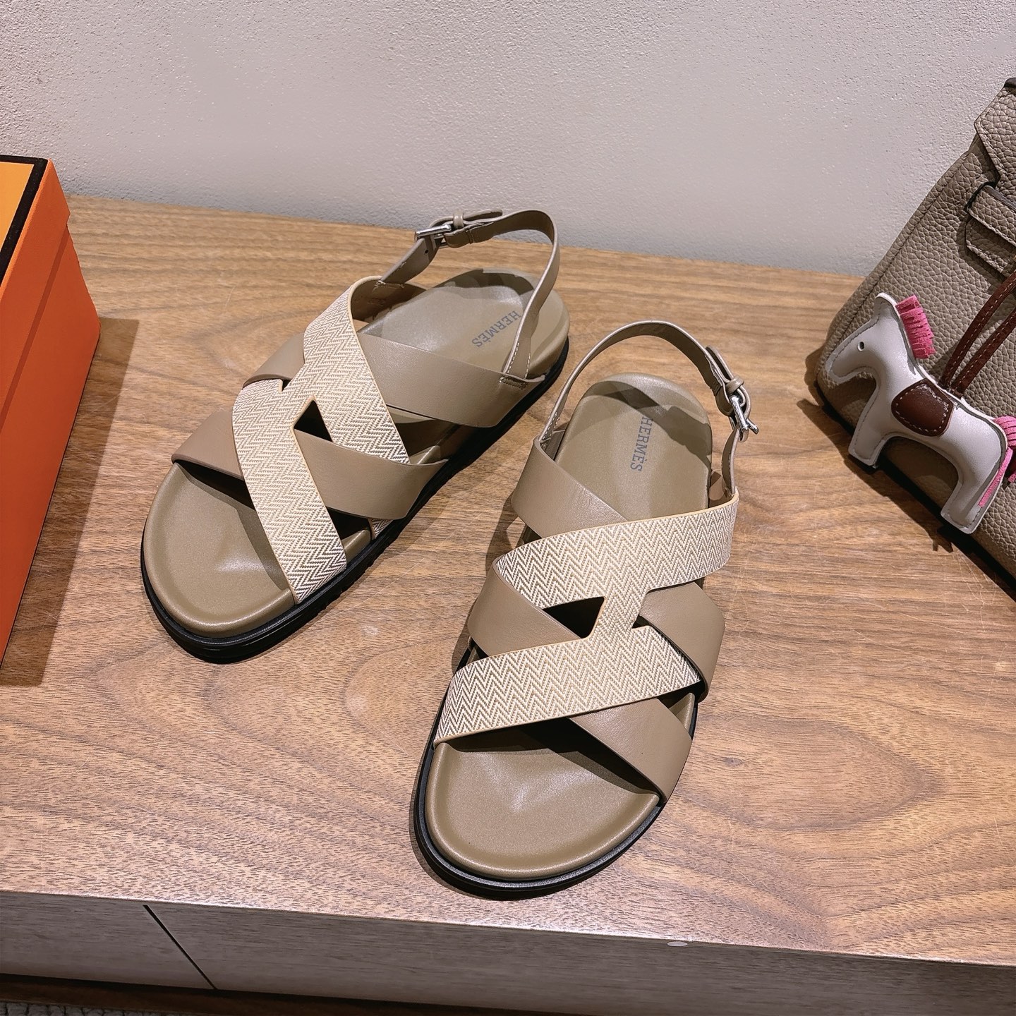 HERMES 01449