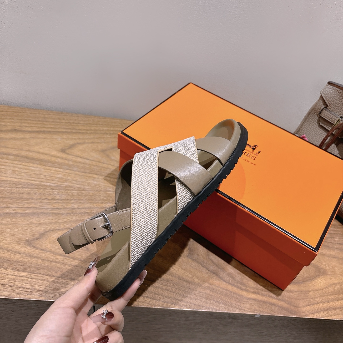 HERMES 01449
