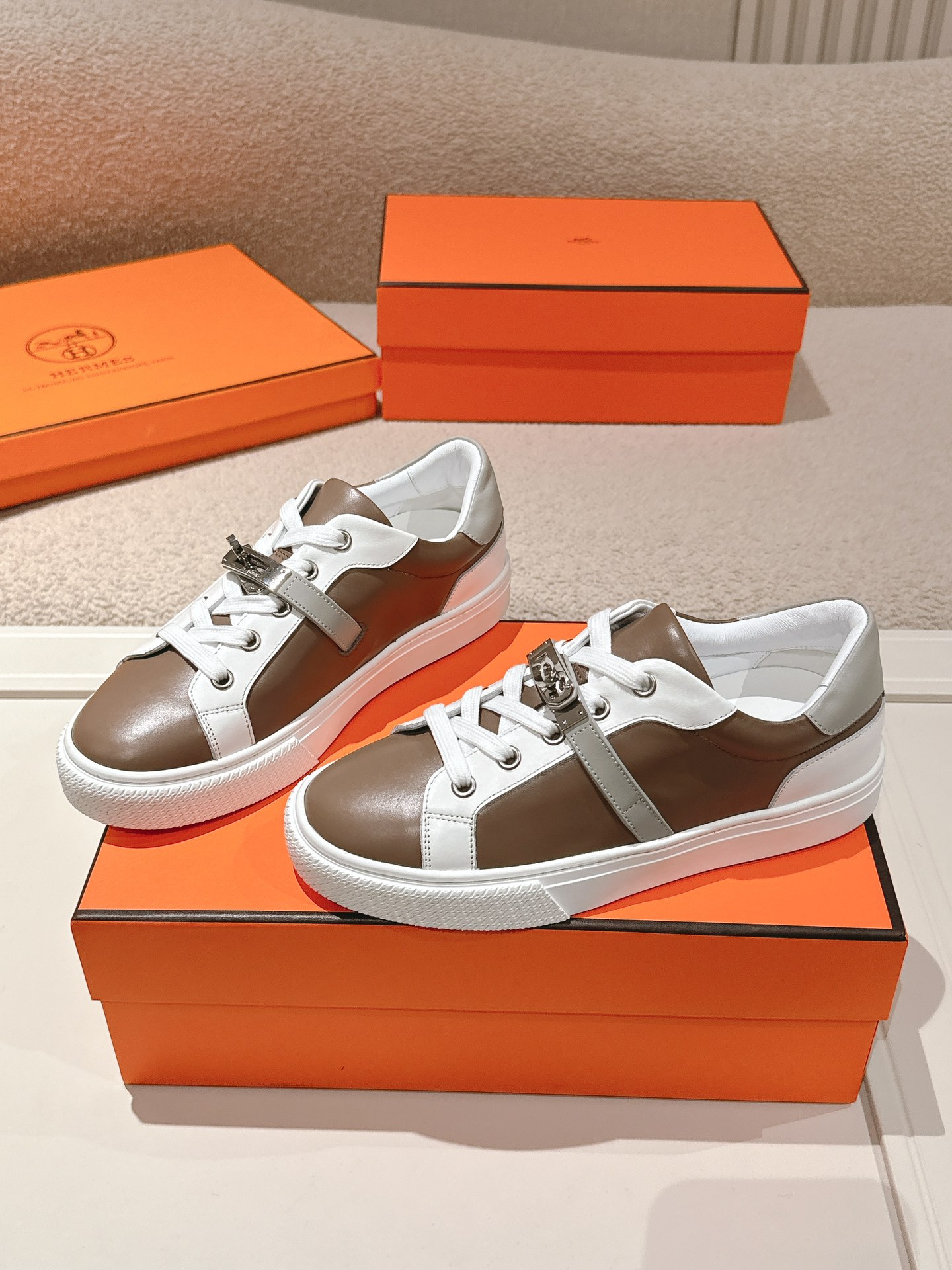 HERMES  01449