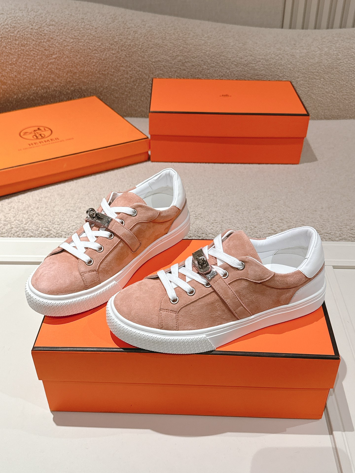 HERMES  01459