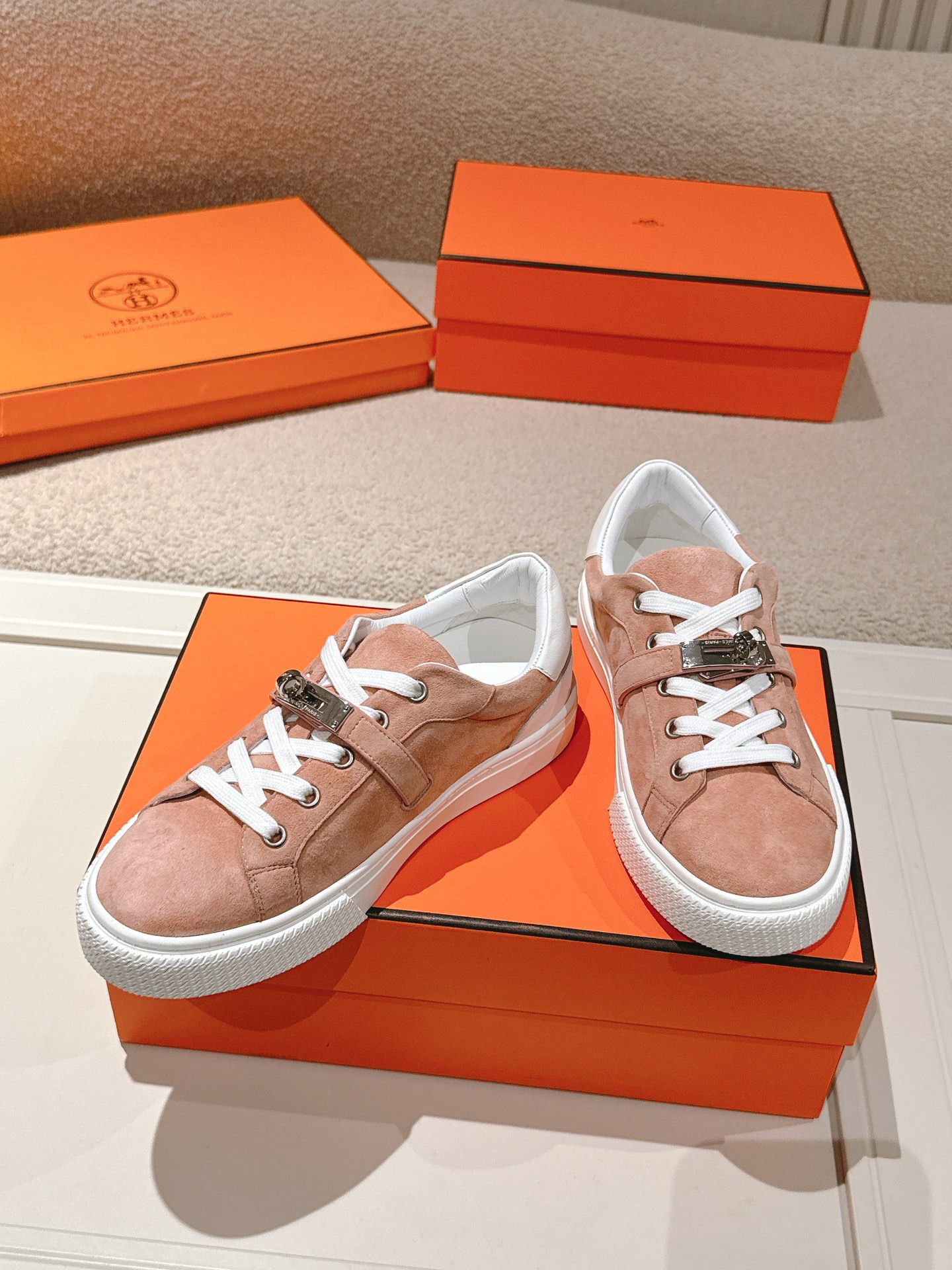 HERMES  01459