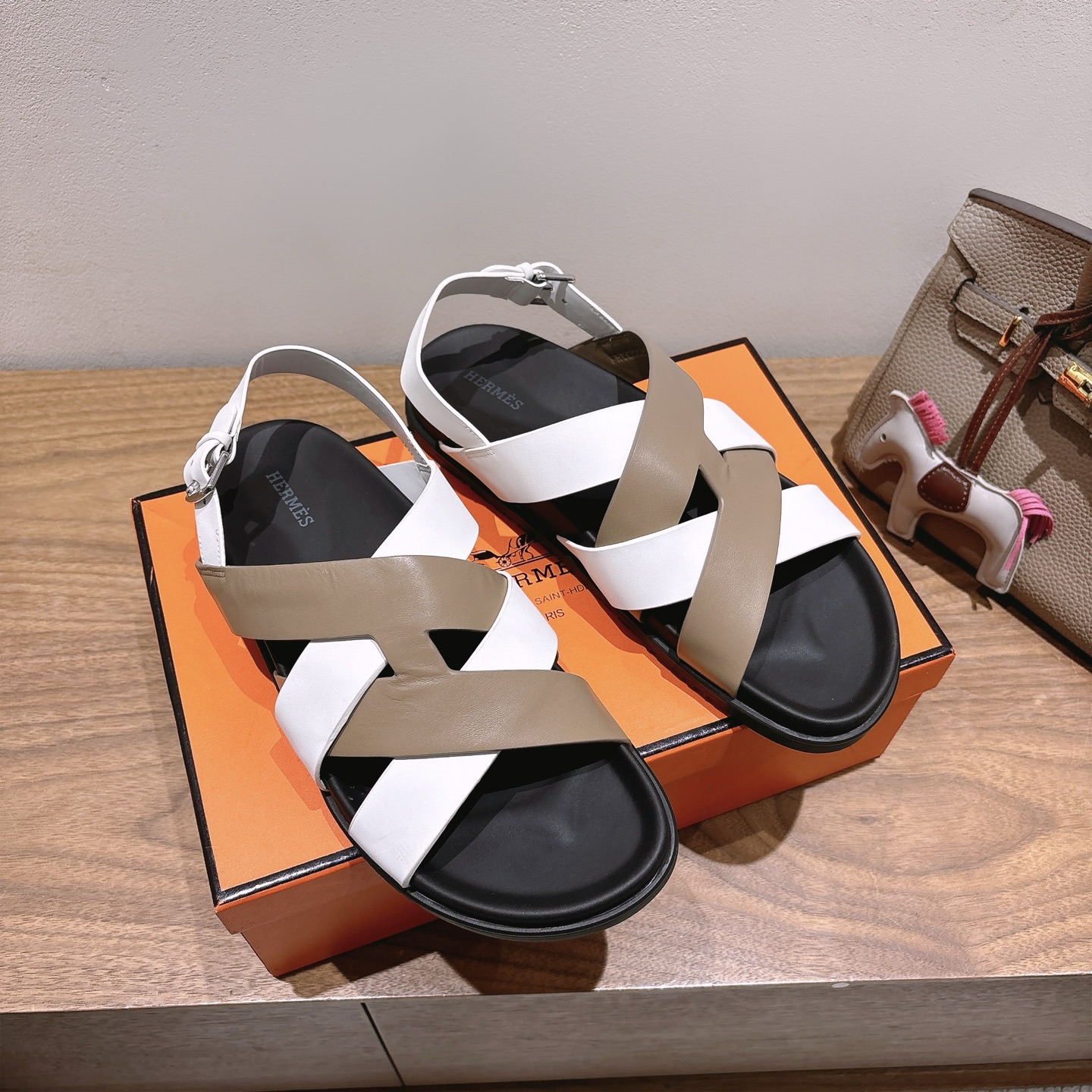 HERMES 01469 HERMES 01469
