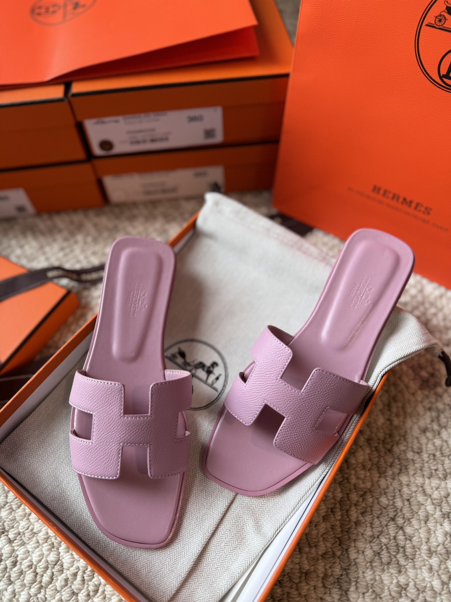 HERMES 01498