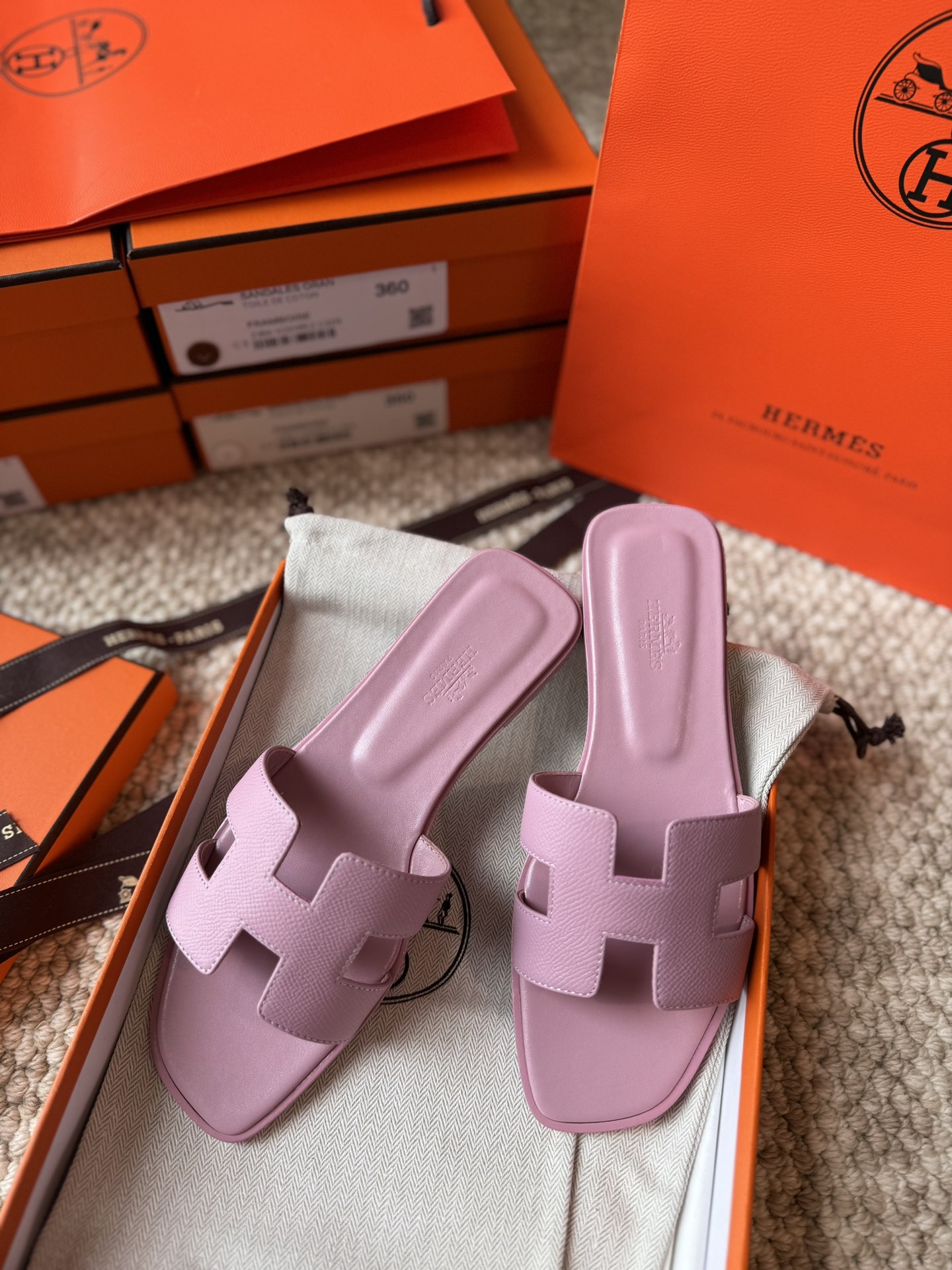 HERMES 01498