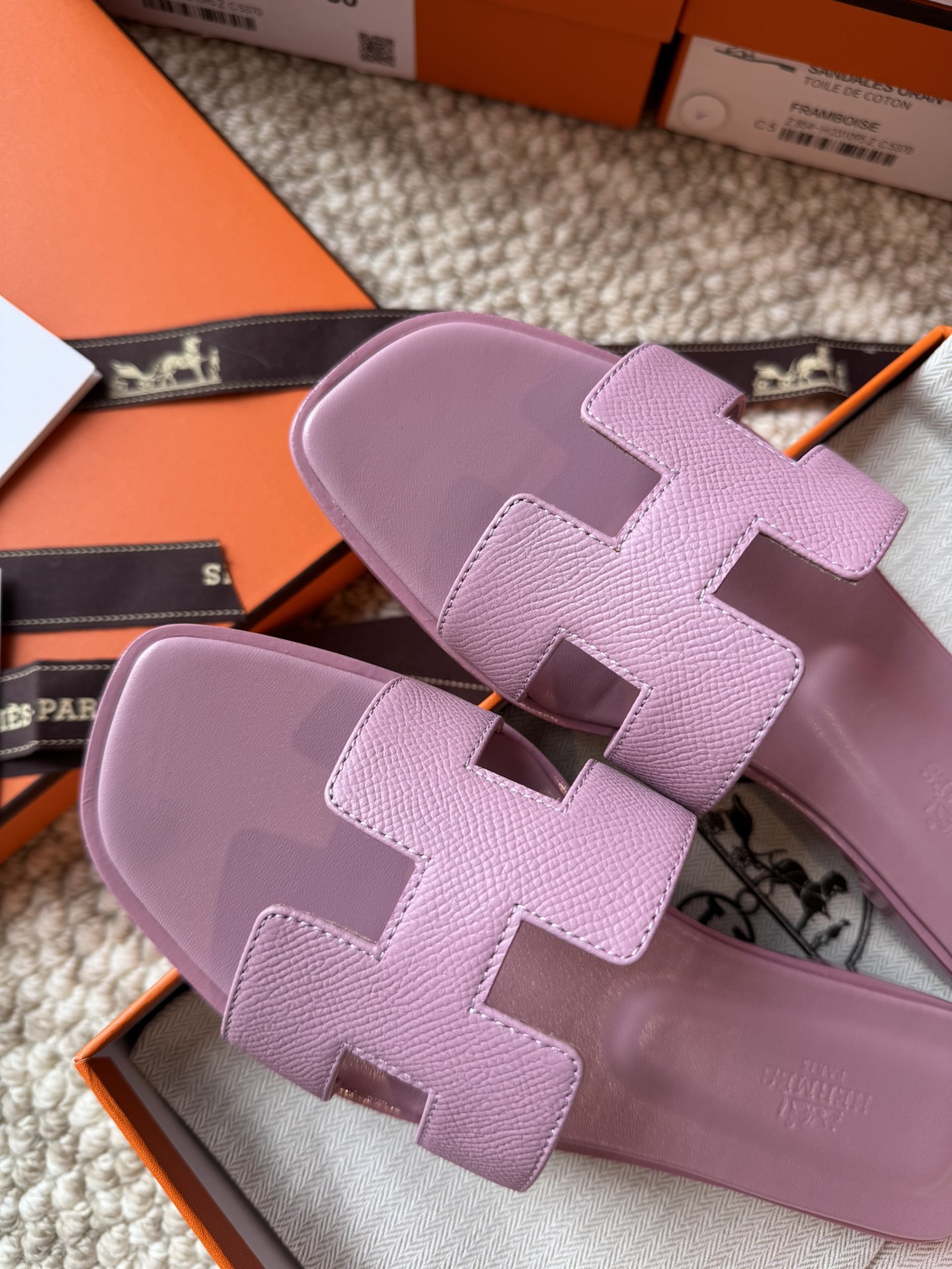 HERMES 01498