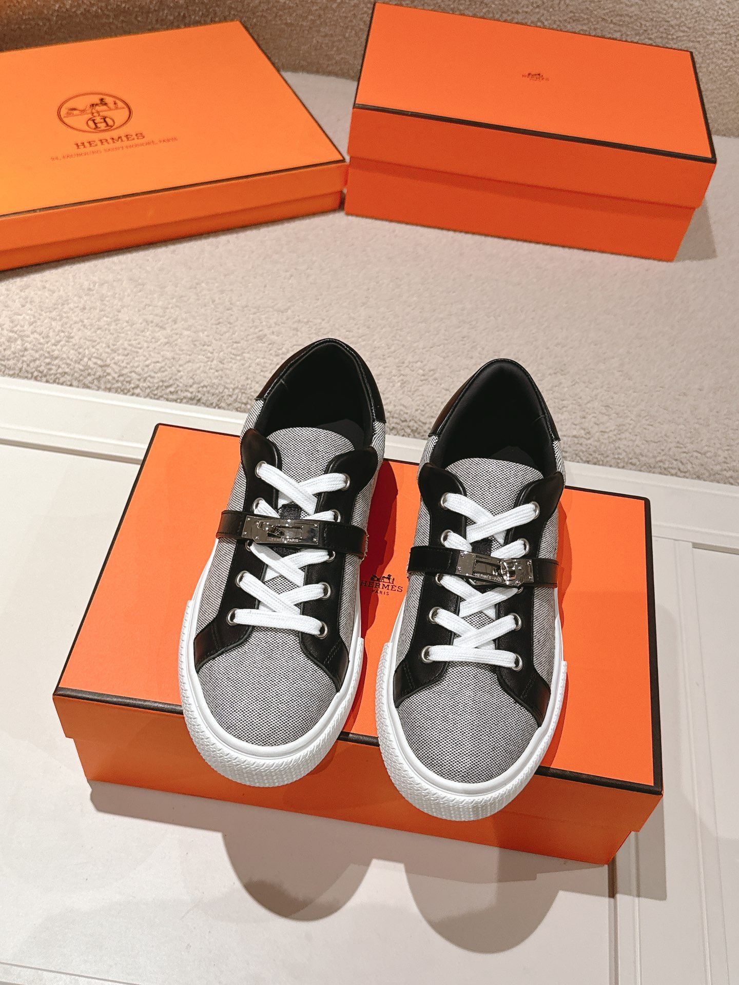 HERMES  01509