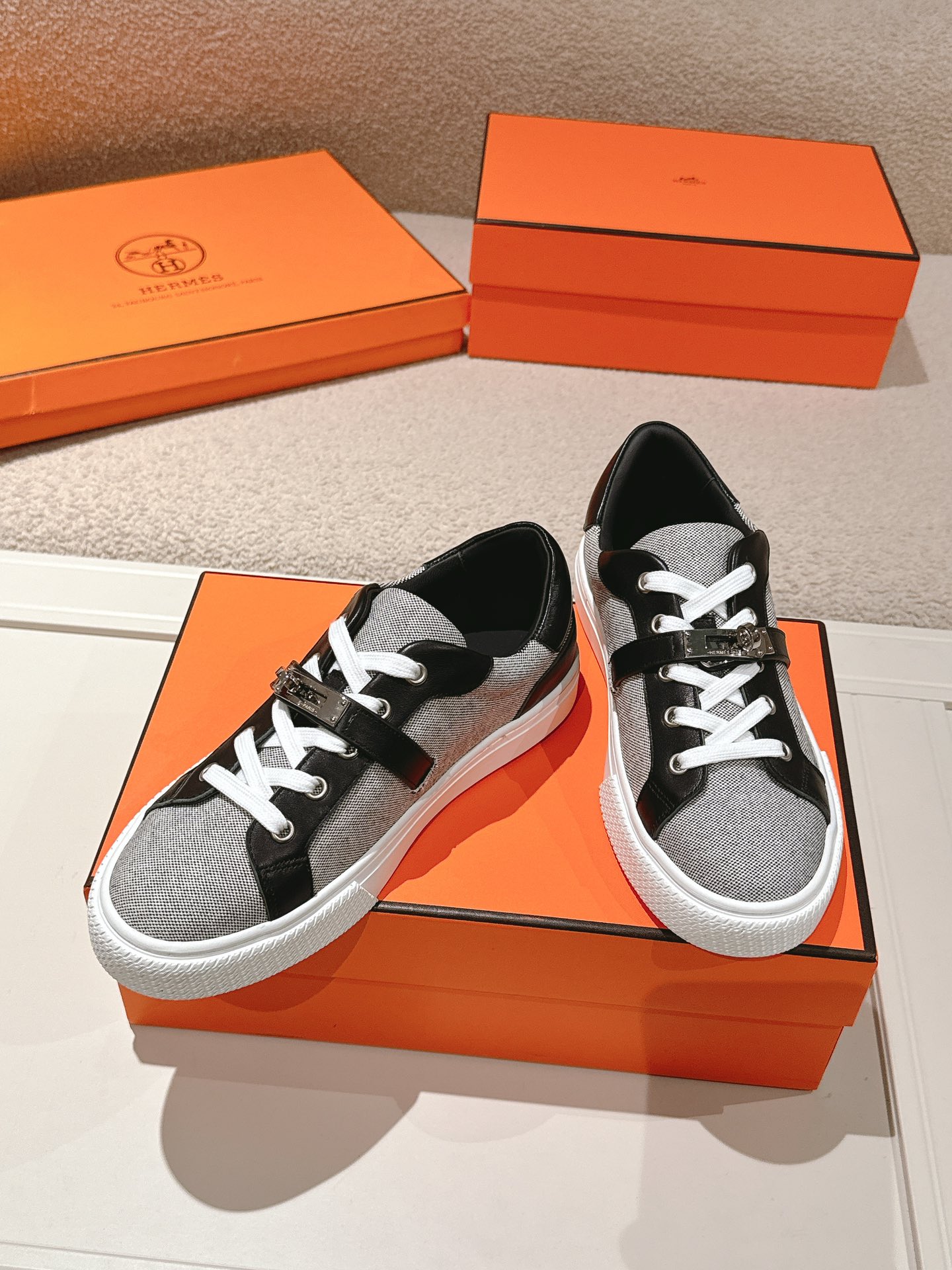 HERMES  01509
