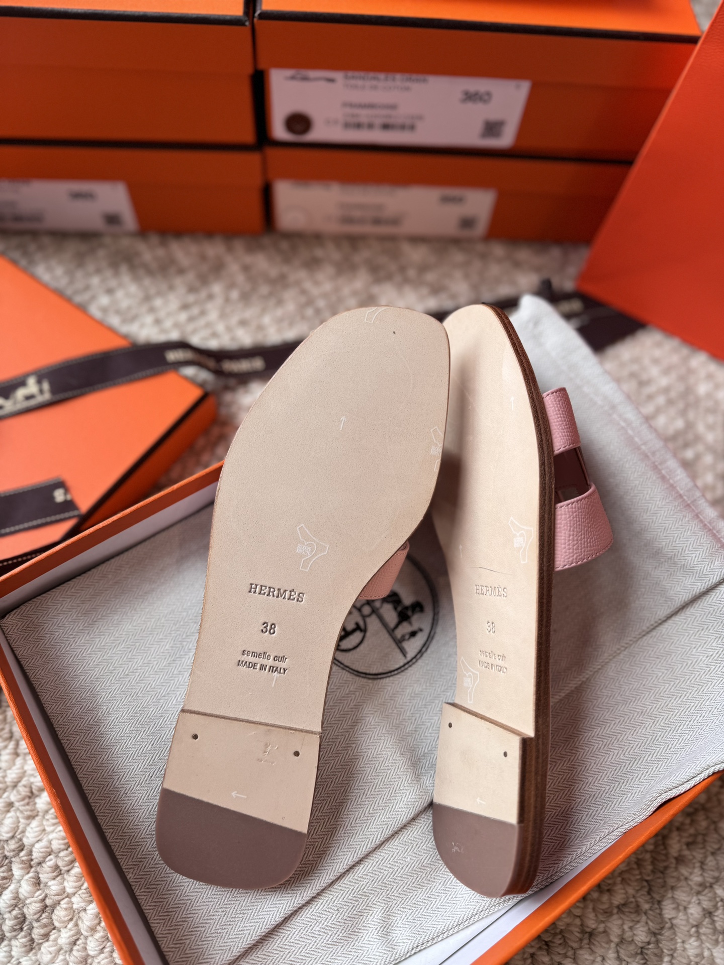 HERMES 01519 HERMES 01519