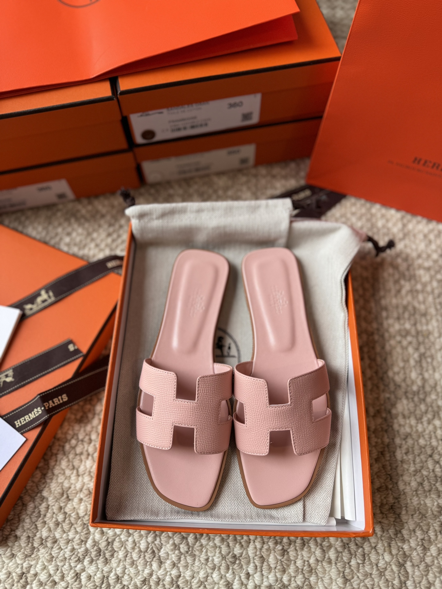 HERMES 01519 HERMES 01519