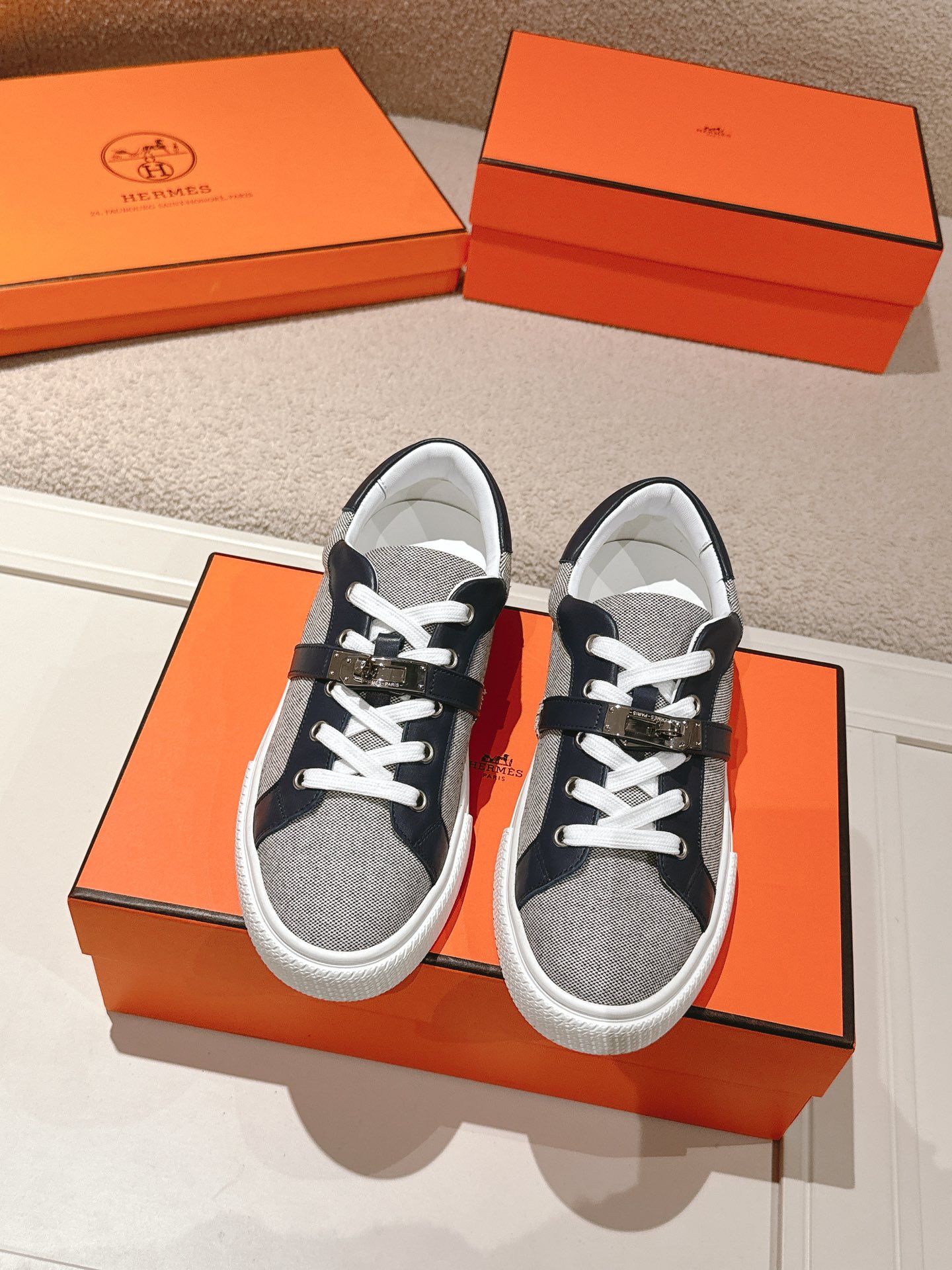 HERMES 01519 HERMES 01519