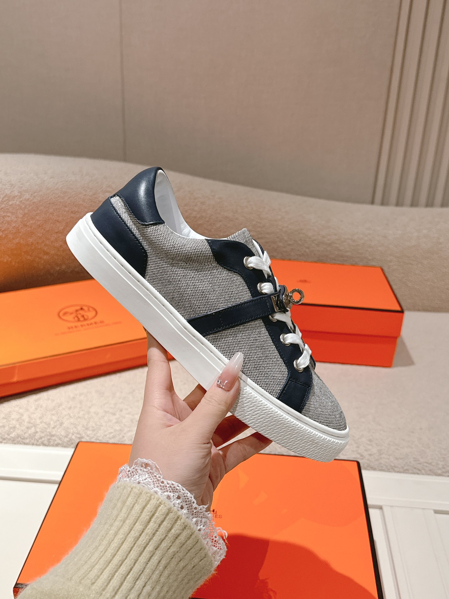 HERMES 01519 HERMES 01519