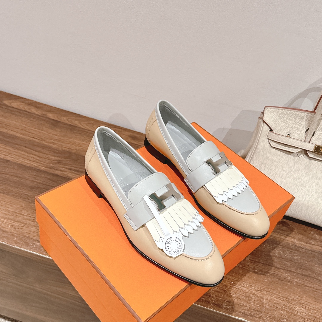 HERMES 01529 HERMES 01529
