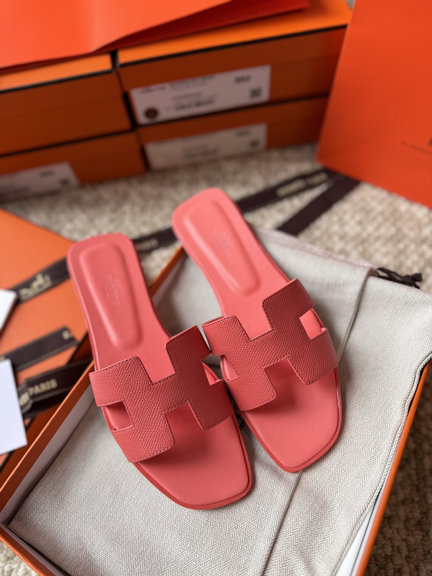 HERMES 01529 HERMES 01529