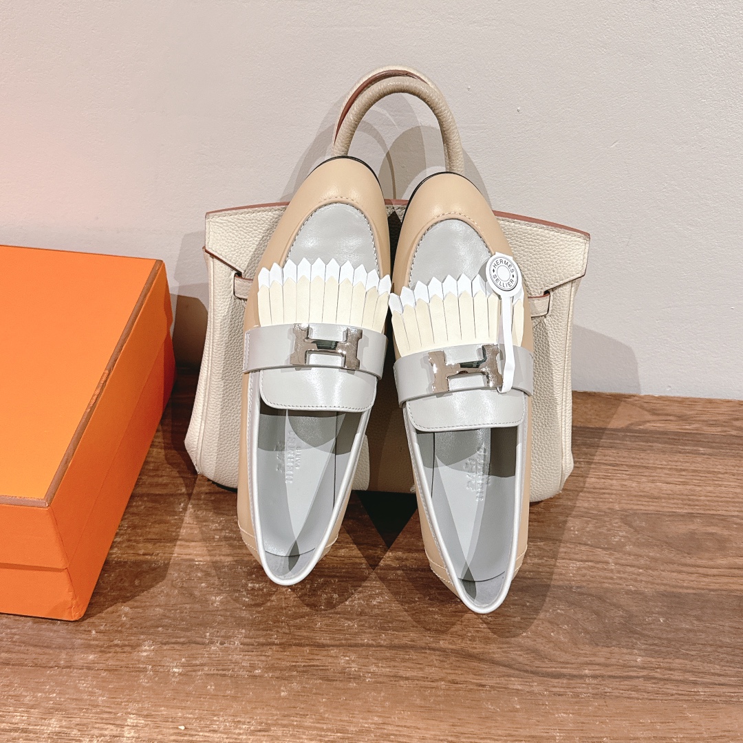 HERMES 01529 HERMES 01529