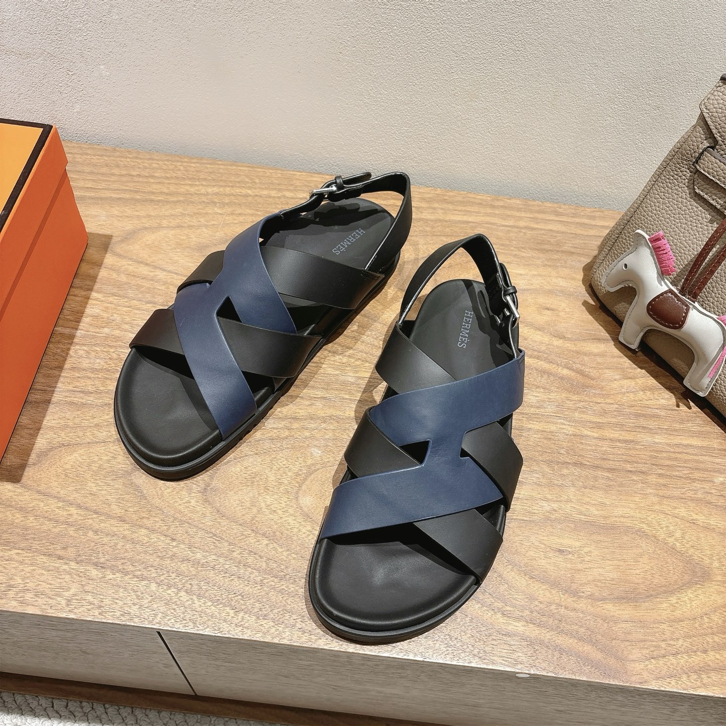 HERMES 01529 HERMES 01529