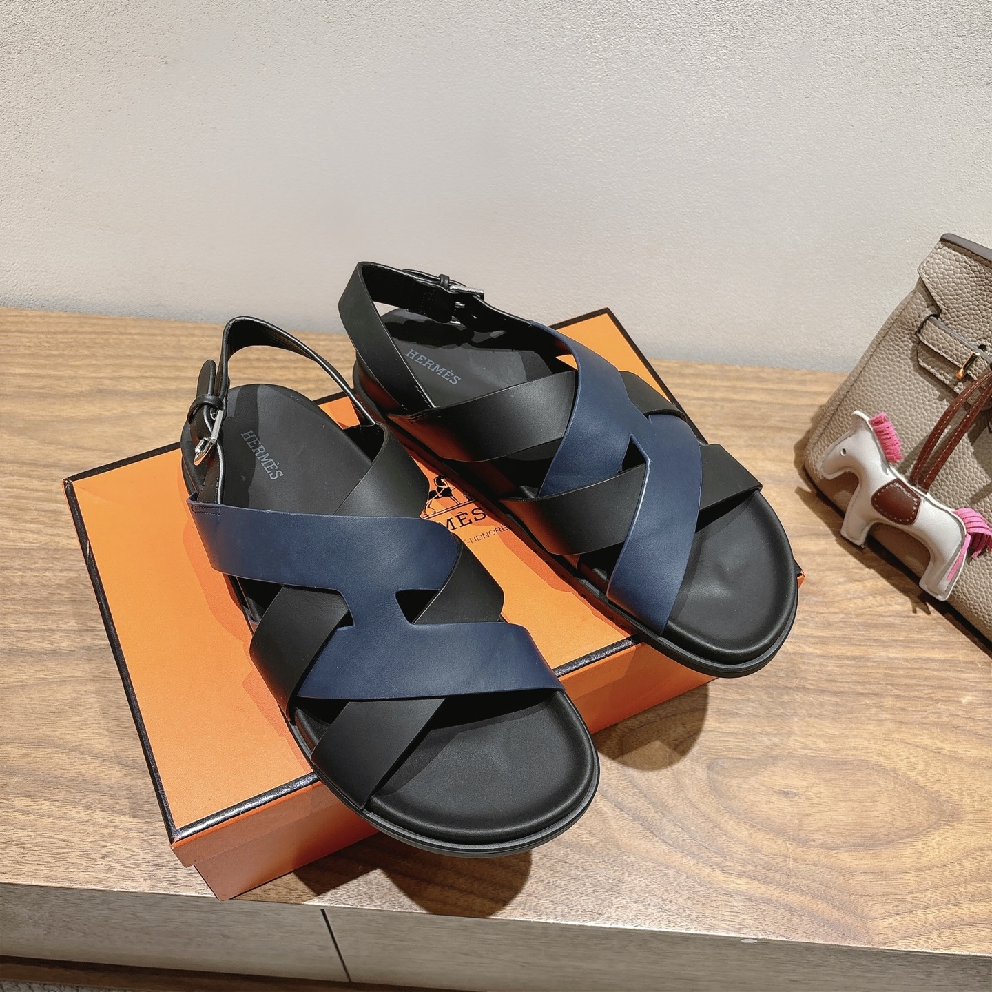 HERMES 01529 HERMES 01529